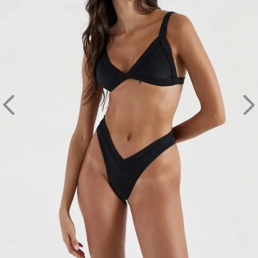 NWT OneOne Swimwear SET Bikini Black New Jesse Kameron Cheeky Noir Ribbed Padded